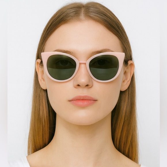 Fendi Accessories - Fendi light pink cat-eye sunglasses